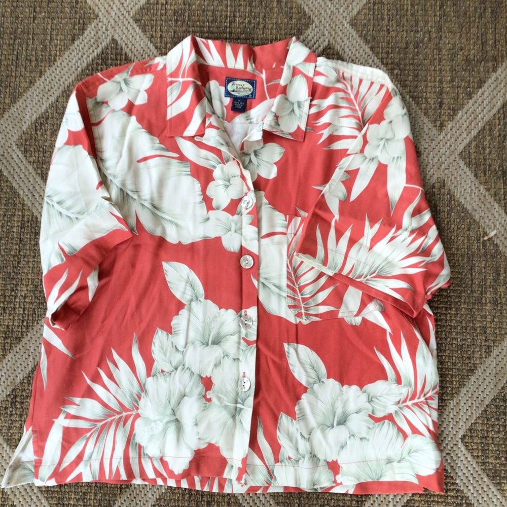 TOMMY BAHAMA TROPICAL INSPIRED SHORT SLEEVED BUTTON UP SHIRT SZ M SILK